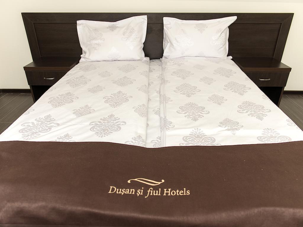 Hotel Dusan si Fiul Resita Nord Habitación foto
